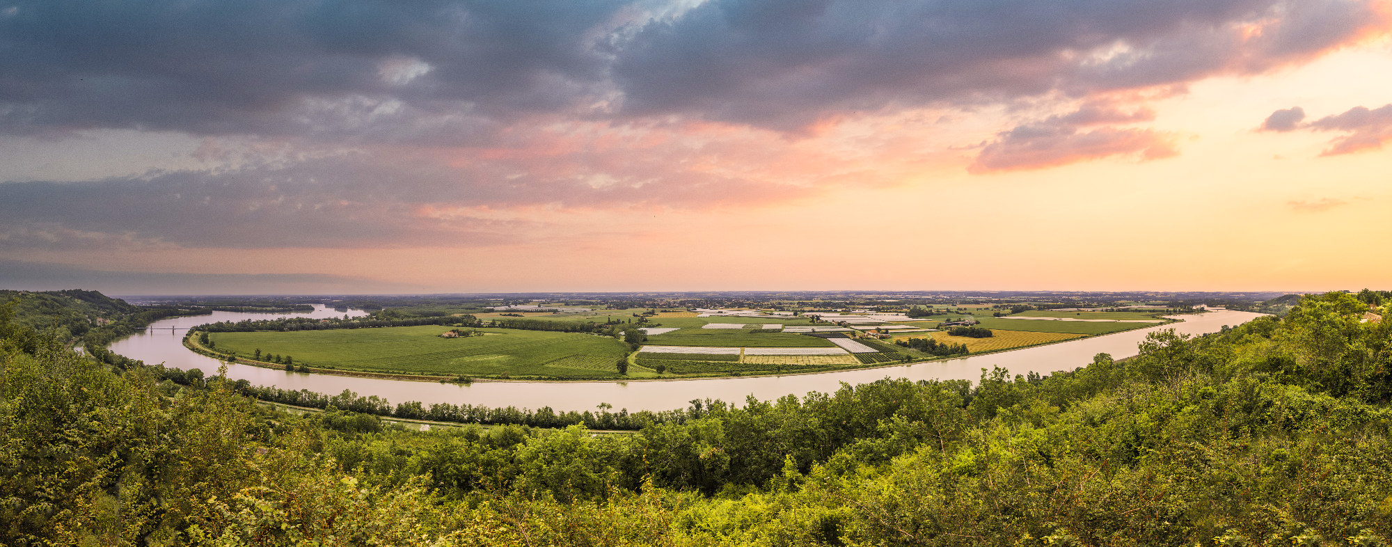 Photographie d’une rivière par Sébastien Pouchard.